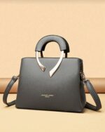 ⁦حقيبة نسائية⁩ - الصورة ⁦3⁩