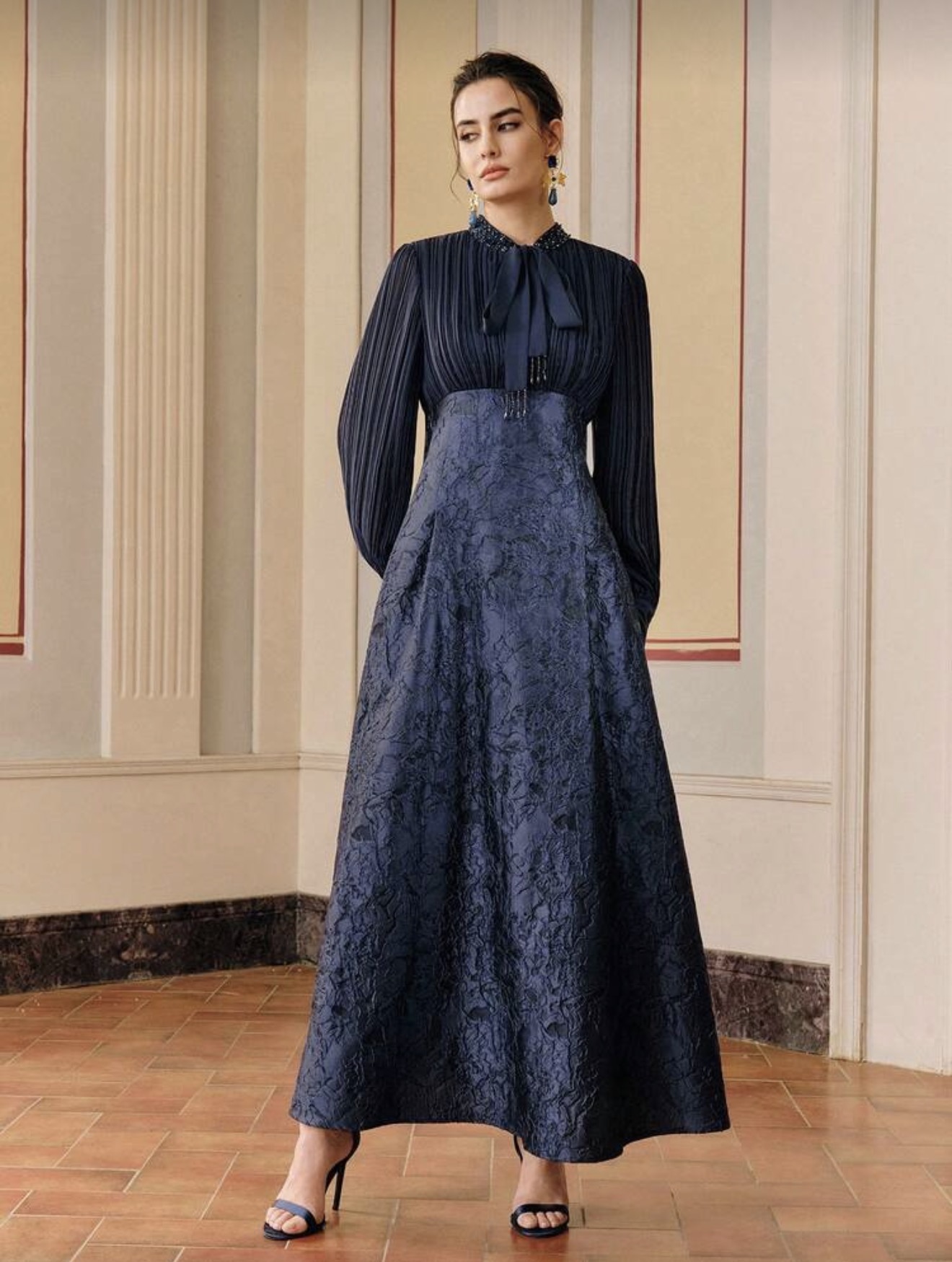 Screenshot فستان نساء أنيق - الصورة 1